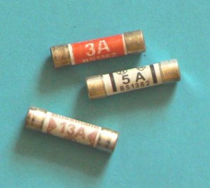 3, 5, 13 amp fuses